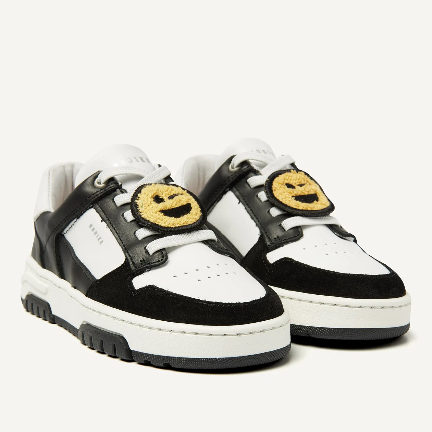 Basket Court JR Zwarte Witte Sneakers Voor Kids