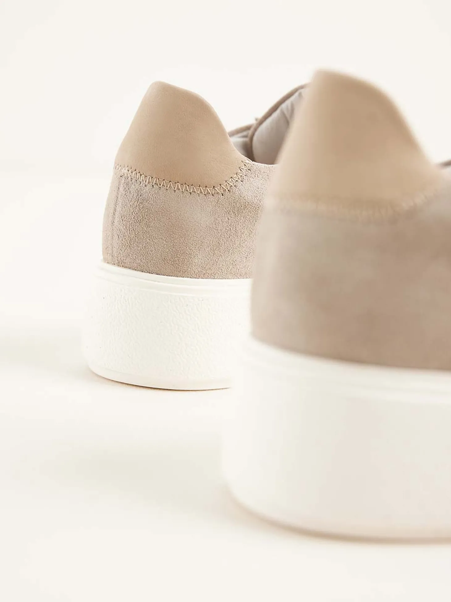 Elise Wing Beige Sneakers Voor Dames